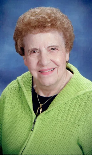 ‘Betty’ Simon family sets up new IMHS scholarship